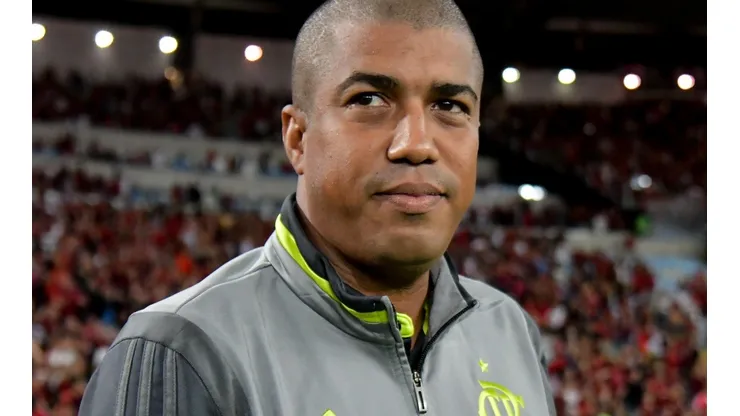 Foto: Thiago Ribeiro/AGIF - Marcelo Salles promoveu a estreia nos profissionais.