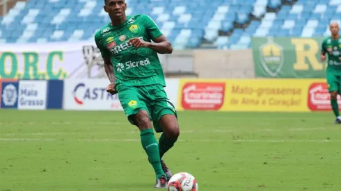 Marllon tem contrato com o Cuiabá até dezembro de 2021 (Foto: AssCom Dourado)