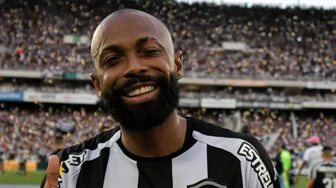 Foto: Thiago Ribeiro/AGIF - Abriu mão de parte das suas férias para iniciar a fisioterapia