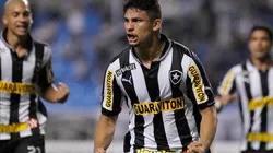 Foto: Wagner Meier/AGIF - Elkeson viveu melhor momento no Brasil com a camisa do Botafogo entre 2010 e 2011