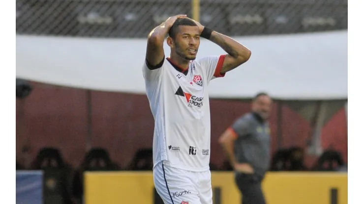 Jhony Pinho/AGIF/ De olho em 2022, diretoria do Vitória marca data de reapresentação do elenco