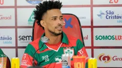 Luís Ricardo com apresentação da Portuguesa (Foto: Portuguesa)