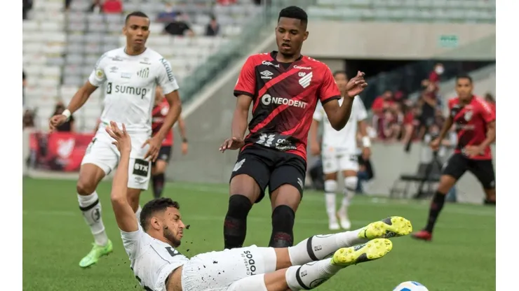Robson Mafra/AGIF / Santos não exercerá compra de defensor que estava no clube por empréstimo