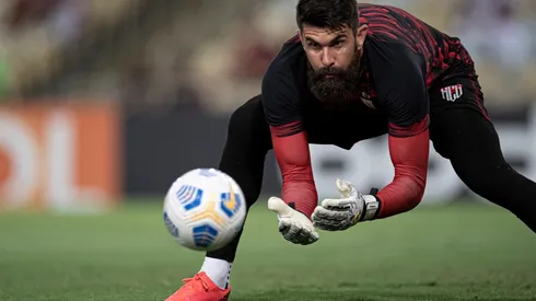 Jorge Rodrigues/AGIF - Fernando Miguel, goleiro do Atlético-GO