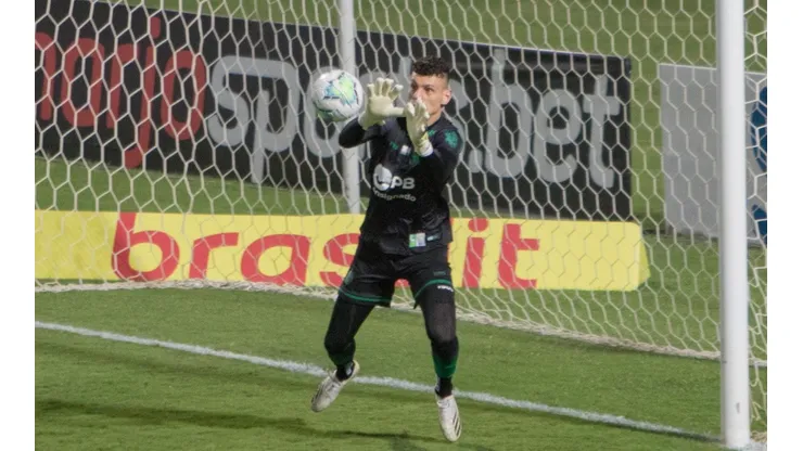 Foto: Robson Mafra/AGIF - Goleiro do CRB, Arthur
