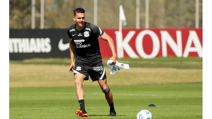 Foto: Rodrigo Coca/Ag. Corinthians | Léo Santos puxa a fila e 5 devem ser emprestados pelo Corinthians