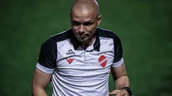 Foto: Heber Gomes/AGIF - Higo Magalhães, treinador do Vila Nova