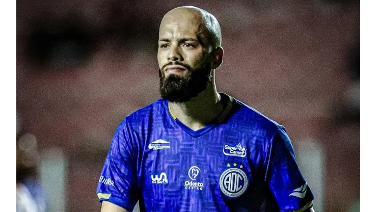 Foto: (Flickr Oficial Confiança/Lucas Almeida) - Álvaro acertou sua renovação de contrato com o Confiança