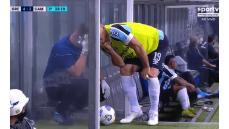 Foto: Reprodução/SporTV - Churín ficou atento aos resultados dos rivais e manteve a esperança junto de torcida do Grêmio até o fim
