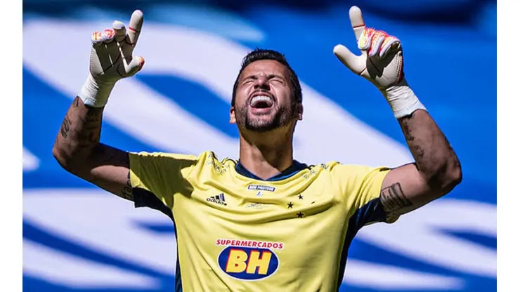Foto: Gustavo Aleixo / Cruzeiro - Fábio será mantido como titular no gol celeste em 2022 e provoca saída de reserva Lucas França