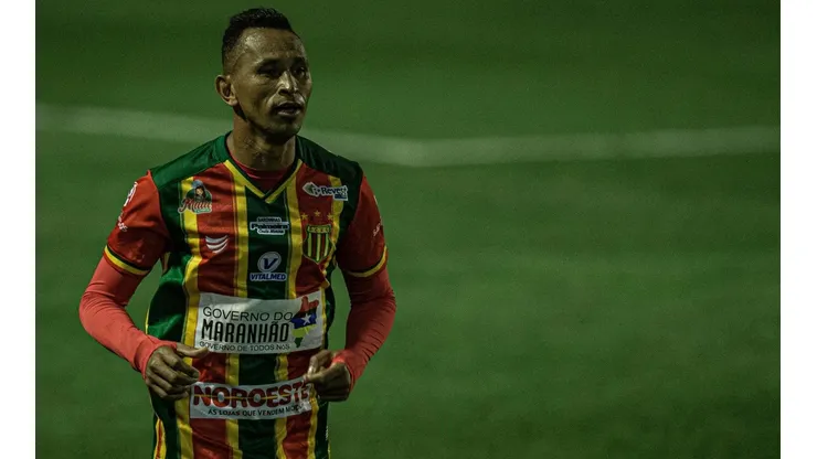 Foto: (Heber Gomes/AGIF) - O Sampaio Corrêa acertou a chegada de um substituto para Ciel