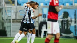 Foto: Pedro H. Tesch/AGIF - Douglas Costa e Ferreirinha foram nomes pedidos pela Nação para o Flamengo em 2022