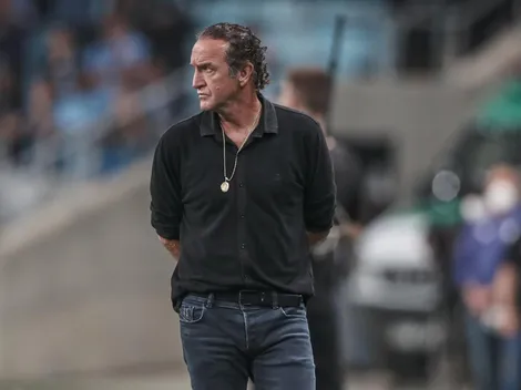 Cuca expõe preocupação com trio e indica novidade na zaga