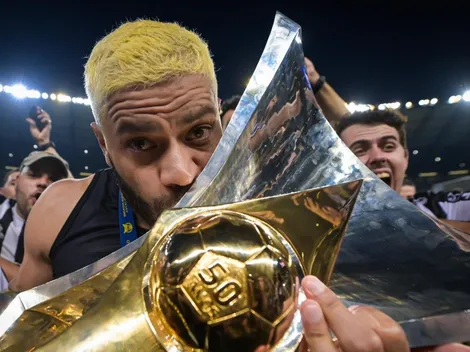 Hulk não fica em silêncio e se irrita com arbitragem contra o Flamengo