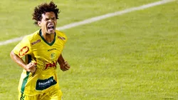 Foto: Thiago Calil/AGIF - Camilo em ação pelo Mirassol