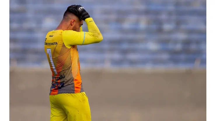 Foto: Marcos Zanutto/AGIF - César foi um dos destaques do Londrina na temporada 2021