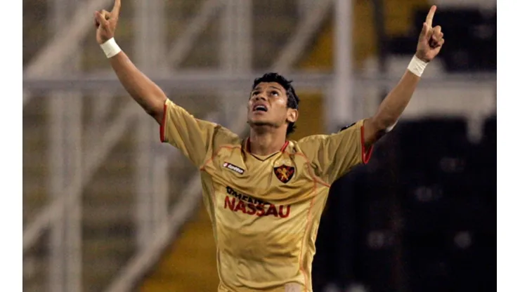 Ciro foi um dos grandes destaques do Sport na Libertadores de 2009 (Foto: Site oficial do Sport)