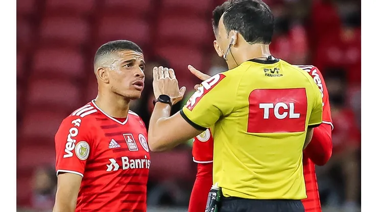 Foto: Pedro H. Tesch/AGIF - Taison: camisa 10 está suspenso