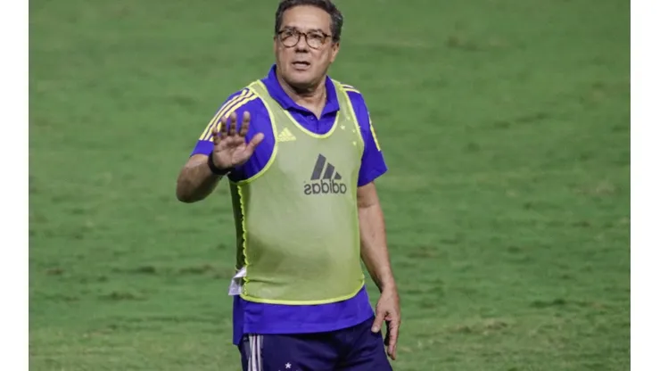Foto: Rafael Vieira/AGIF | Desejo de Luxemburgo para 2022 faz pedida para assinar