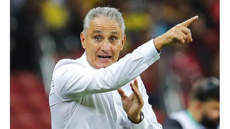 Foto: Pedro H. Tesch/AGIF - Tite quer novidades no Brasil em 2022.