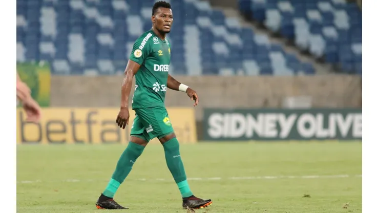 Paulão com a camisa do Cuiabá (Foto: AssCom Dourado)