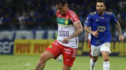 Foto: Fernando Moreno/AGIF - O Cruzeiro está atrás de reforços para 2022