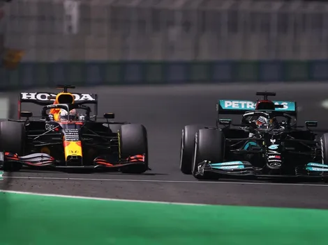 Em uma corrida com fortes emoções, Hamilton passa Verstappen no finzinho e fica com a vitória; título fica para a última prova