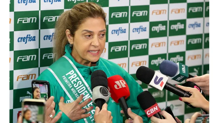Foto: Fabio Menotti/Palmeiras - Leila Pereira tomou decisão antes mesmo de assumir na prática e propôs renovação a Abel por mais duas temporadas