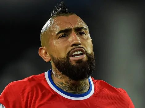 Desejado pelo Flamengo, Vidal vira assunto em rival para 2022