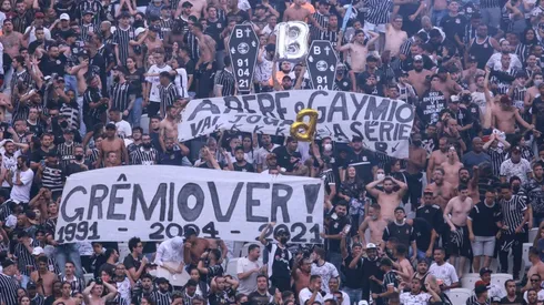 Foto: (Ettore Chiereguini/AGIF) - A torcida do Corinthians revidou a gozação de 2007