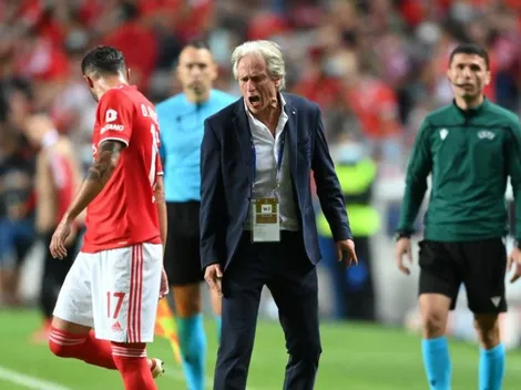 Jorge Jesus é vaiado pela torcida do Benfica e imprensa portuguesa não garante permanência do treinador no clube