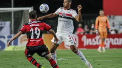 Bruno Alves tem contrato com o São Paulo até 2023 (Foto: Guilherme Drovas/AGIF)