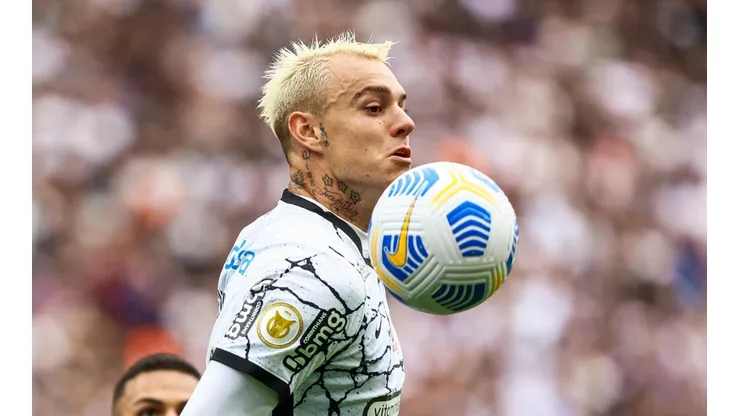 Róger Guedes, do Corinthians (Foto: Marcello Zambrana/AGIF)