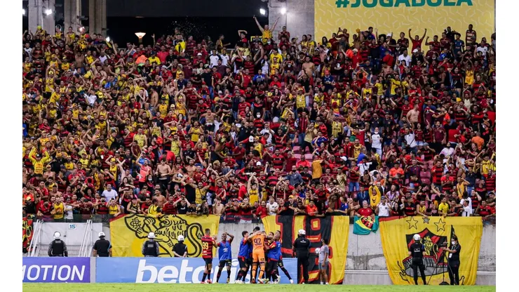 Foto: Rafael Vieira/AGIF - VP do Sport se pronunciou sobre a polêmica em relação aos ingressos para o jogo contra o Flamengo