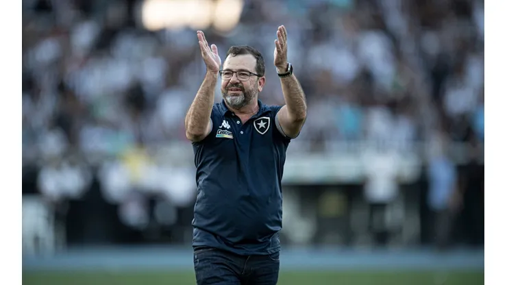 Foto: Jorge Rodrigues/AGIF | Enderson Moreira define 3 prioridades para o Botafogo em 2022