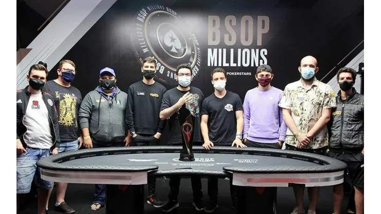 Mesa final do Main Event do BSOP Millions (Foto: BSOP)