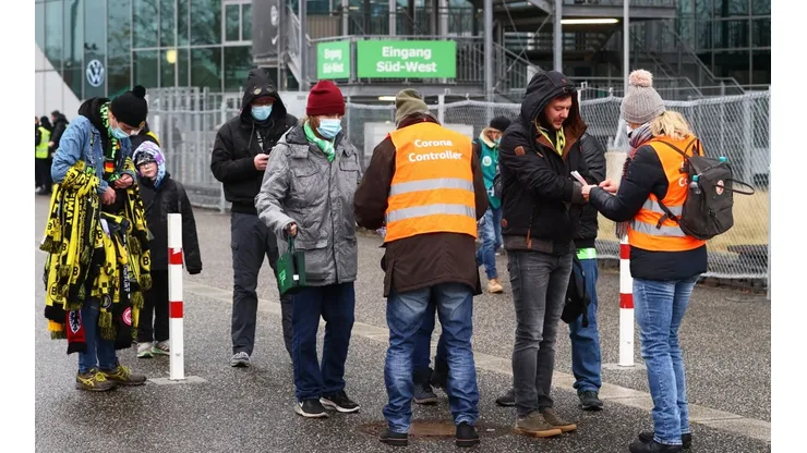 Martin Rose/Getty Images - Torcida do Borussia não poderá lotar o Signal Iduna Park neste sábado.