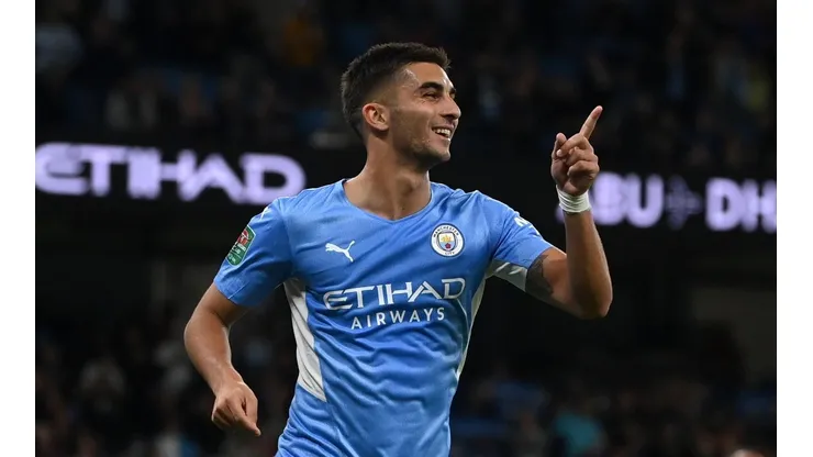 Foto: Gareth Copley / Getty Images | Ferrán Torres já demonstrou interesse em atuar pelo Barça
