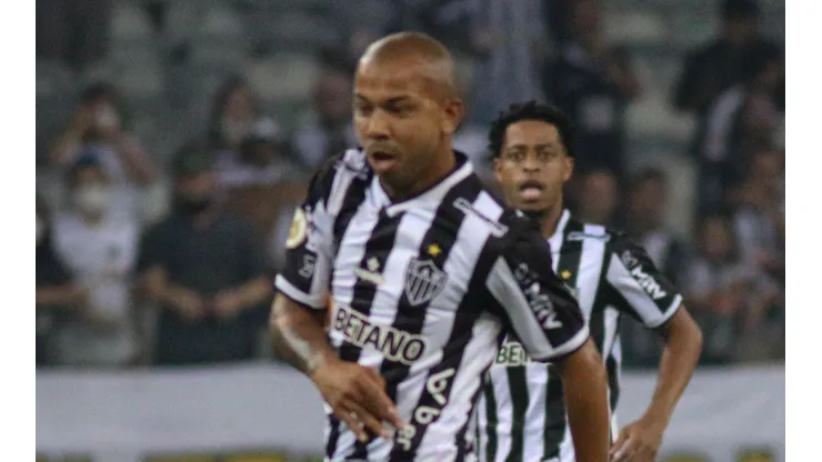 Foto: Fernando Moreno/AGIF - Mariano reclamou do calendário do futebol brasileiro