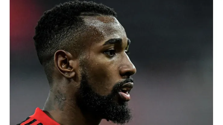 Foto: Thiago Ribeiro/AGIF - Gerson tenta ganhar seu espaço na França