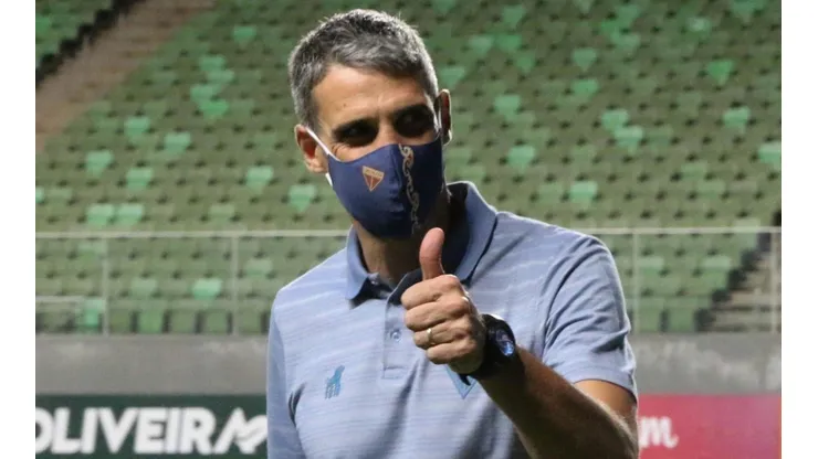 Foto: Fernando Moreno/AGIF - Vojvoda quer esperar eventual oferta do Flamengo ao término da temporada