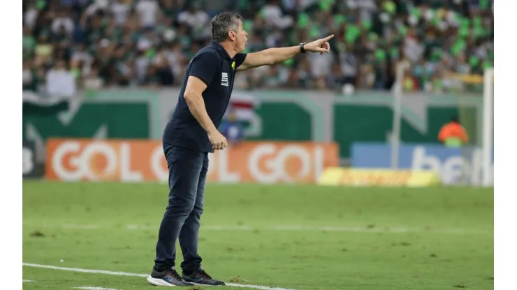 Jorginho detonou arbitragem de Cuiabá x Palmeiras (Foto: AssCom Dourado)