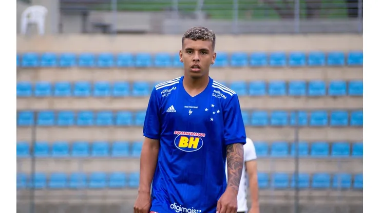 Foto: Flickr Oficial Cruzeiro / Rodolfo Rodrigues - Popó esteve emprestado ao Goiás nesta temporada e volta à Raposa em 2022