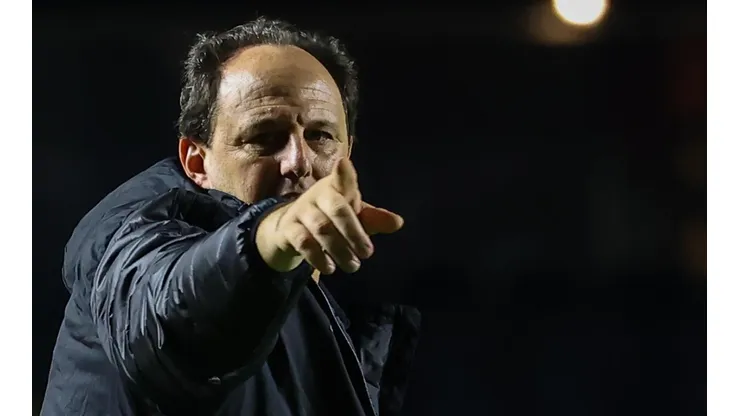 Foto: Marcello Zambrana/AGIF - Ceni: pode mexer no time titular do São Paulo