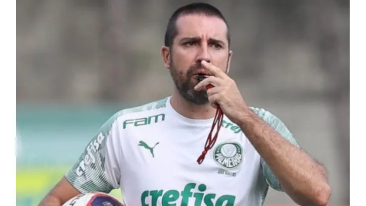 Foto: Cesar Greco/SEP - João Martins elogiou o atacante do Verdão.
