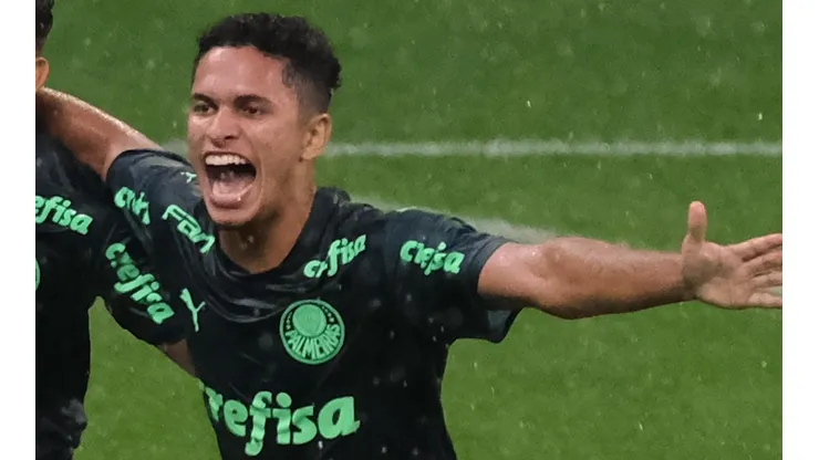Gabriel Silva é revelado pelo Palmeiras - (Foto: Marcello Zambrana/AGIF)