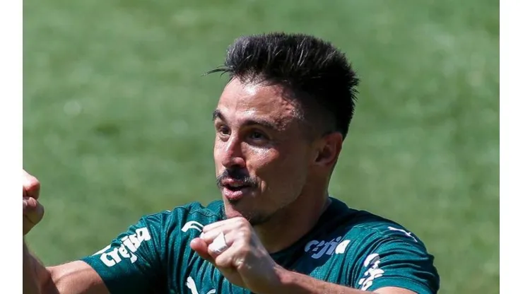 Foto: Miguel Schincariol/Getty Images/Brasil - Willian com a camisa do Palmeiras