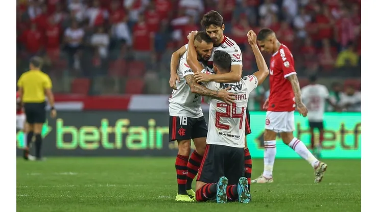 Campeão da Libertadores 2019 pelo Rubro-negro, jogador pode retornar a equipe (Foto: Getty Images)