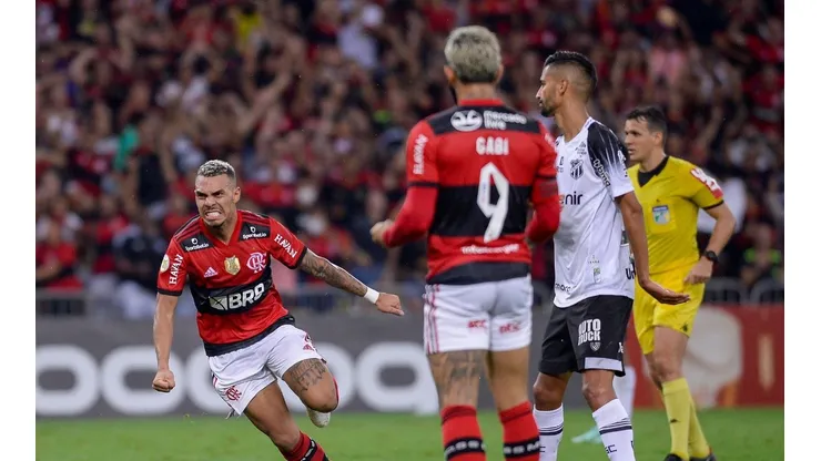 Flamengo vence o Ceará e impede título do Galo nesta terça (30) (Foto: Marcelo Cortes / Flamengo)