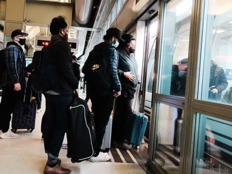 EUA descarta lockdown e OMS alerta para surto da nova variante